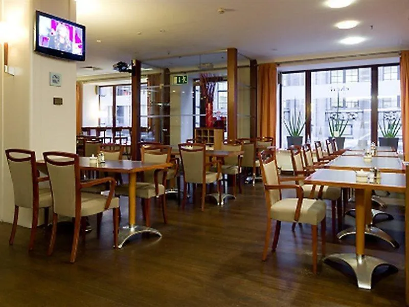 Hotel Hubert Grand Place Brüssel 4*,